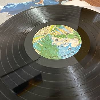 1975年 アイドル百科＋パイロット万年筆「アグネスチャンのハッピープレゼント」 1975年 アイドル百科＋パイロット万年筆「アグネスチャンの